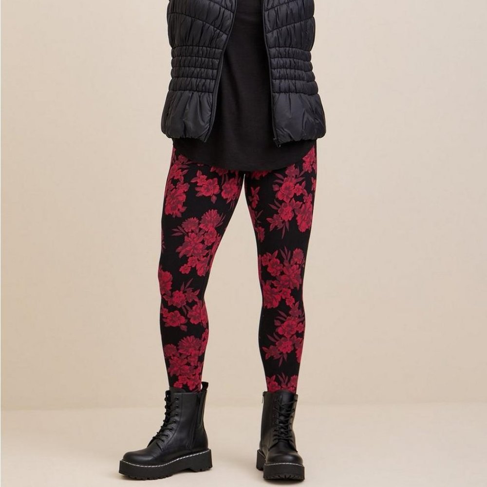 TORRID Full Length Comfort Waist Black Floral Premium Legging NWT sz 3X